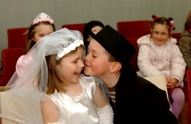 2008-02-15_kinderen_trouwen_1_kl_-_spl